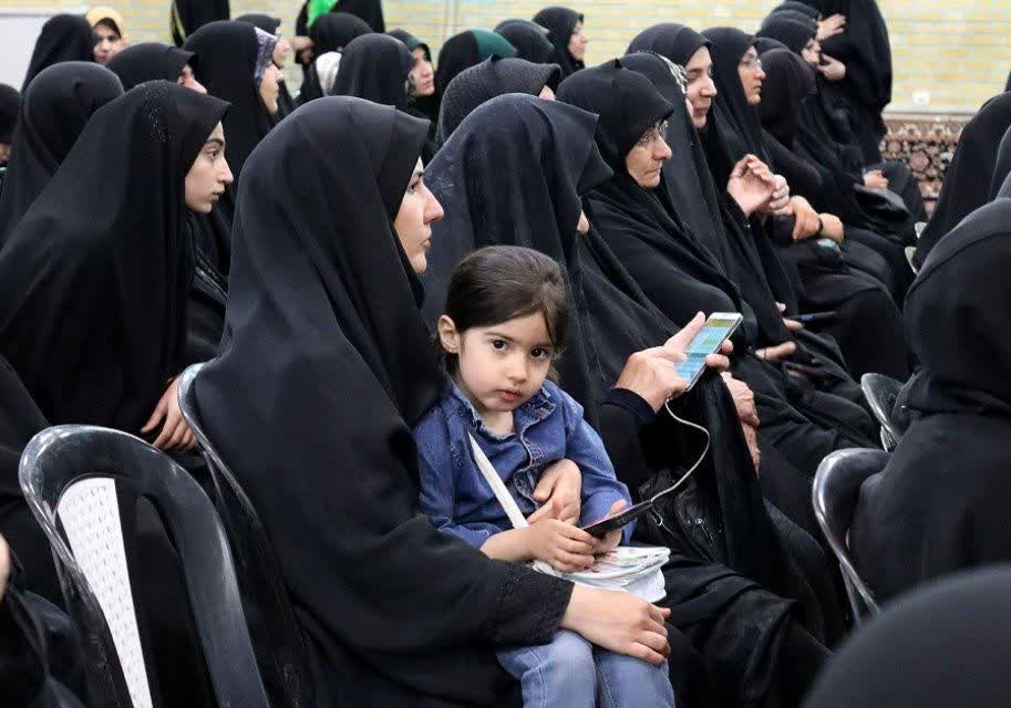 زنان روایتگر شکوه و ایستادگی - ۱
