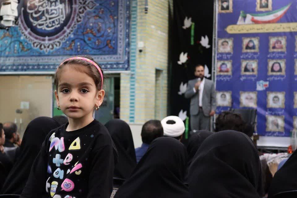 زنان روایتگر شکوه و ایستادگی - ۷