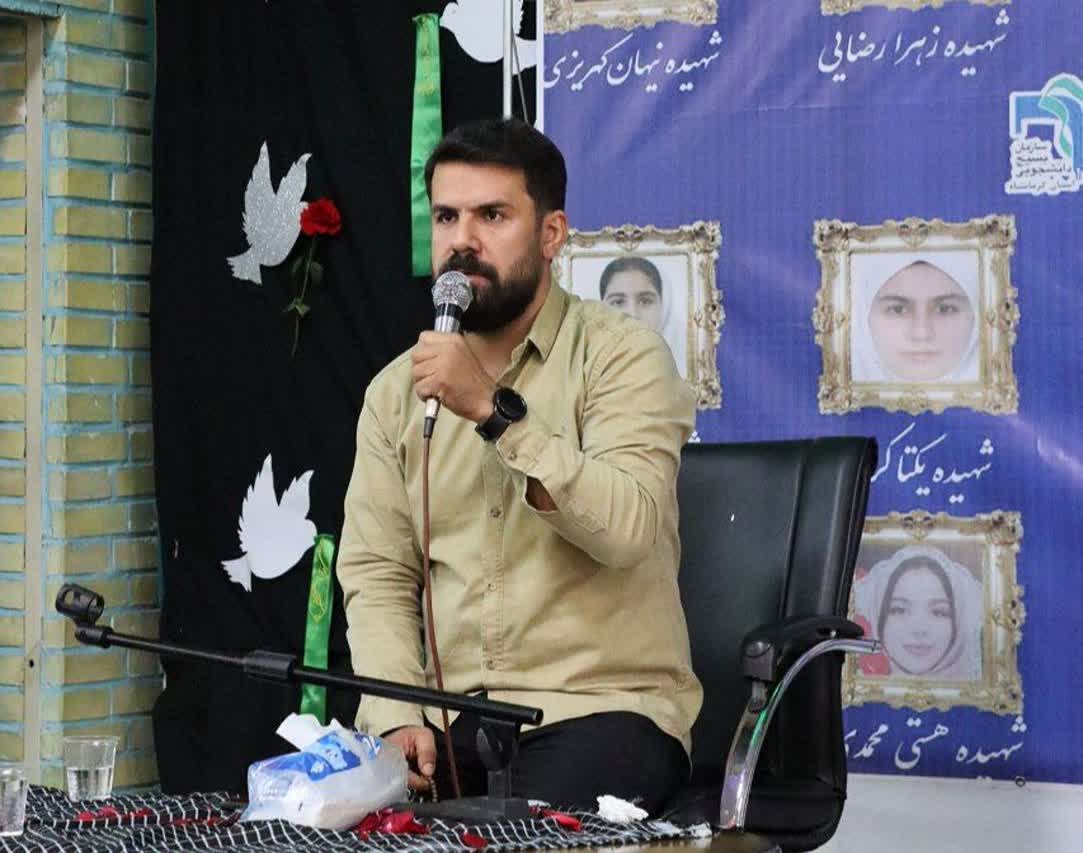 زنان روایتگر شکوه و ایستادگی - ۲