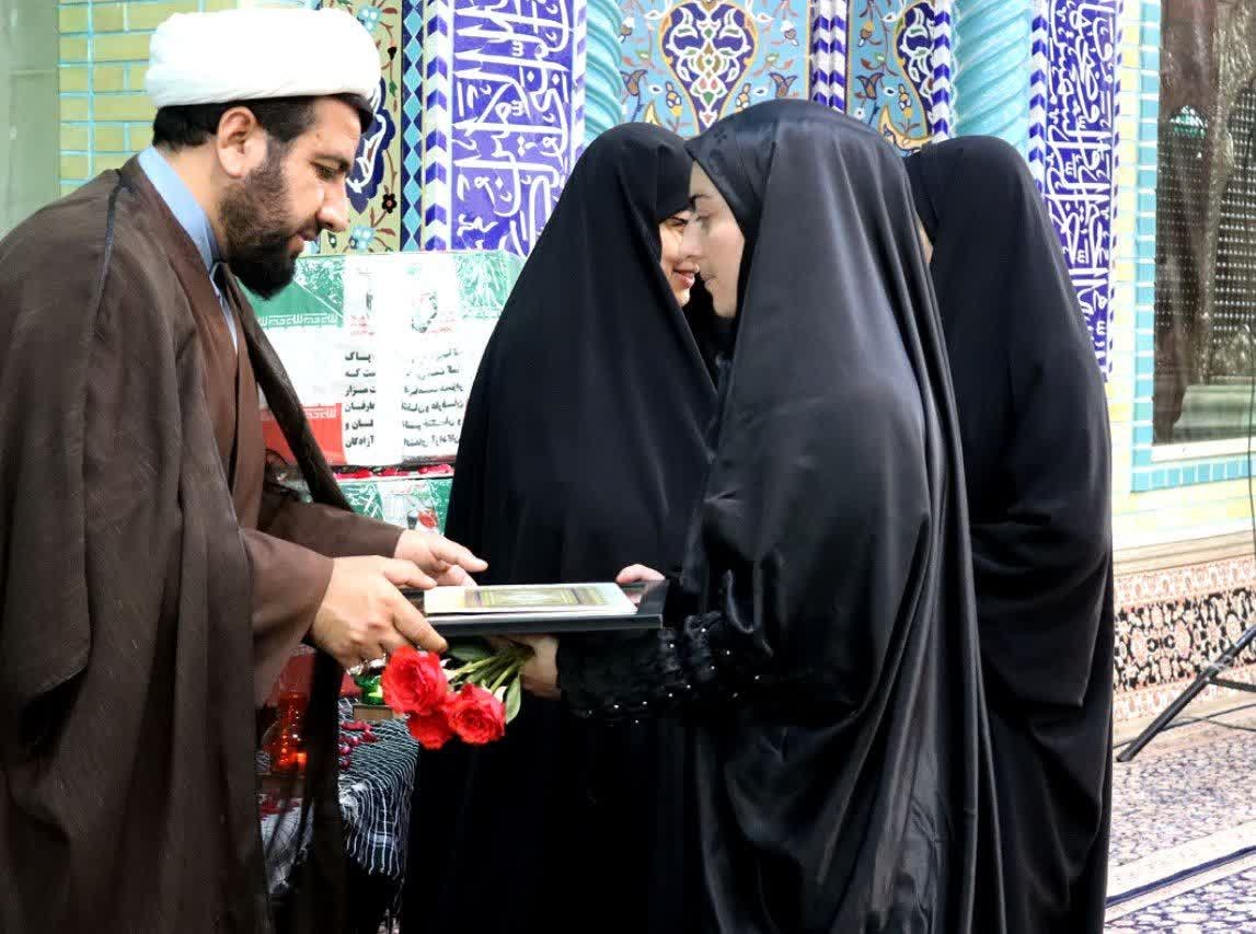 زنان روایتگر شکوه و ایستادگی - ۴