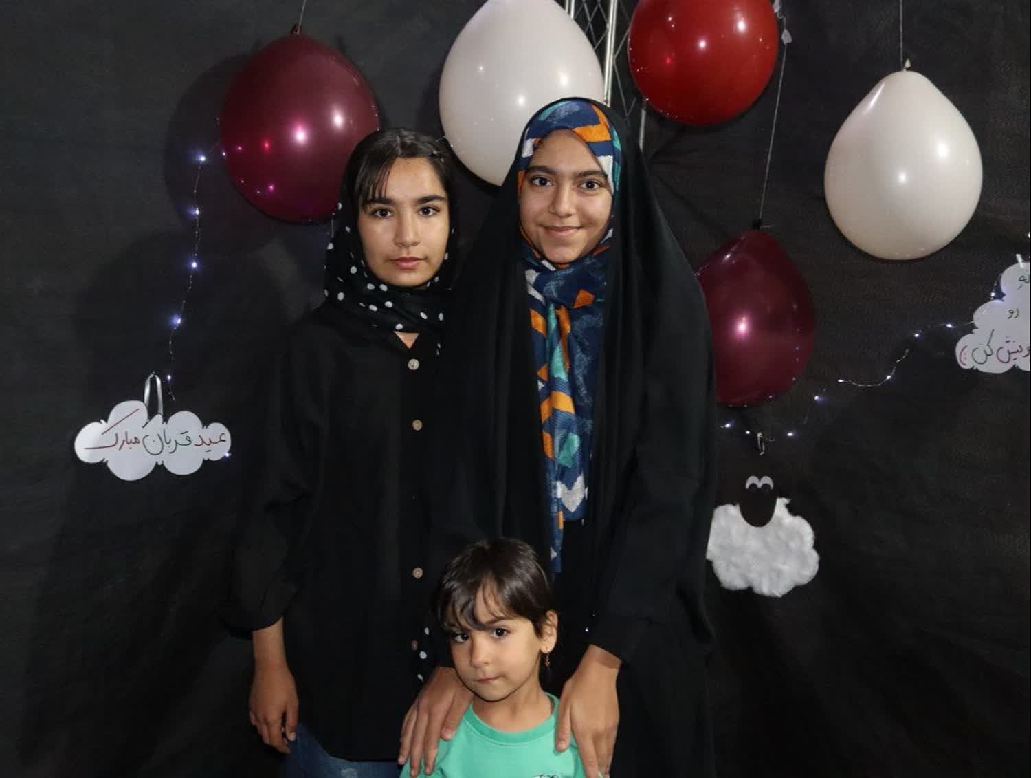 خدمت - ۳