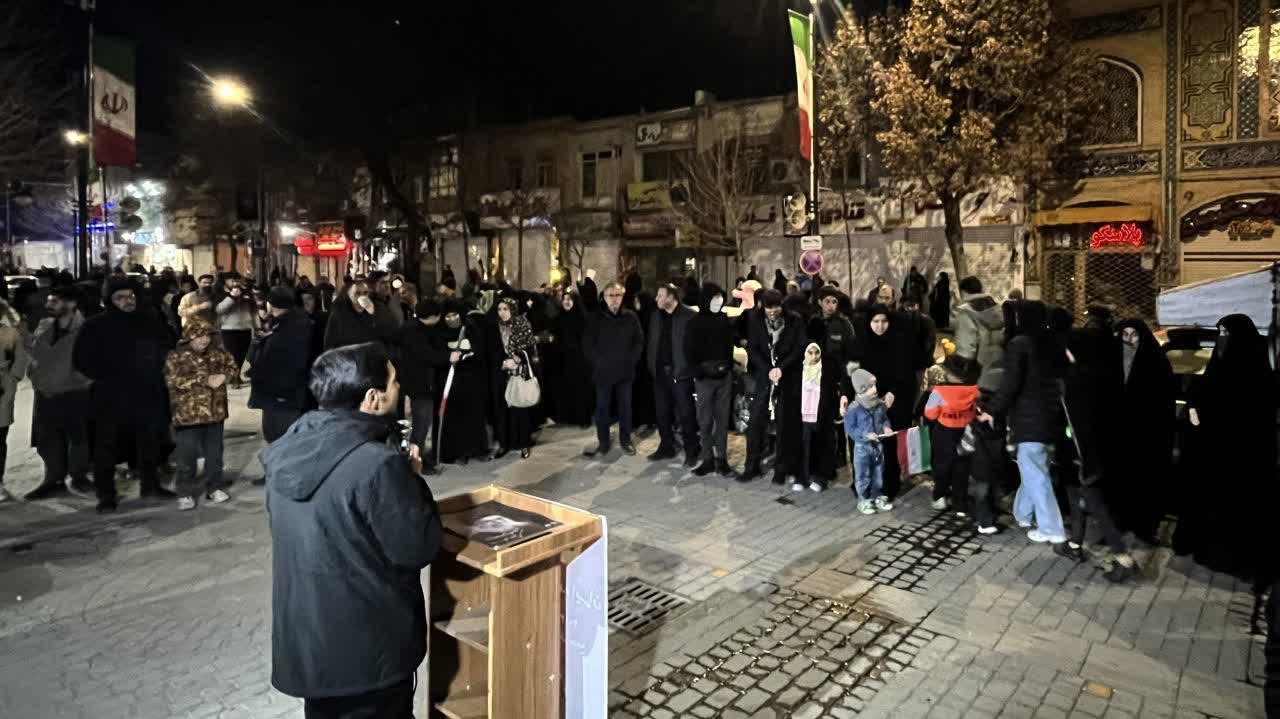 تریبون آزاد:نقش مردم و آینده ایران - ۶