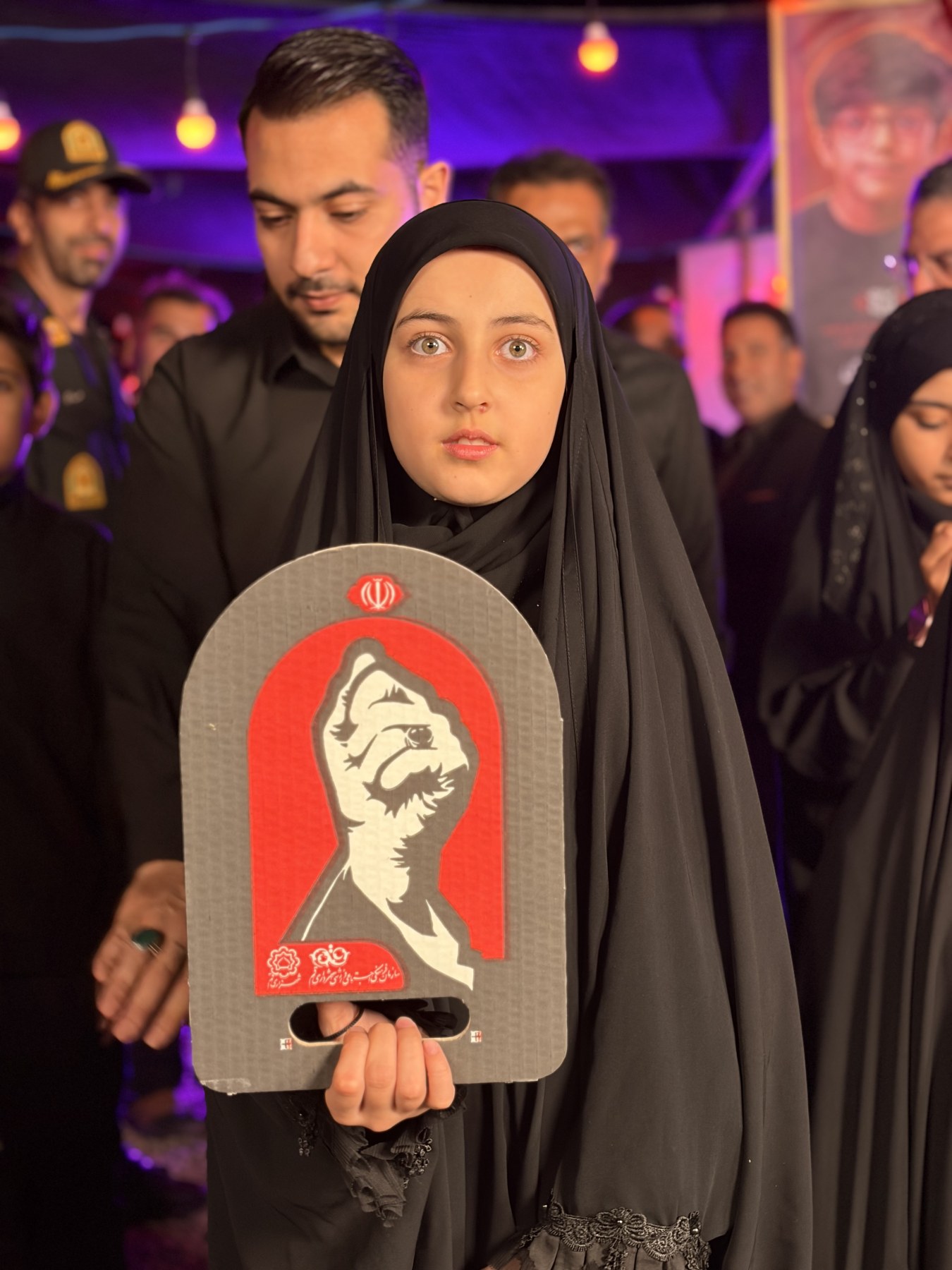 باید برخاست - ۶