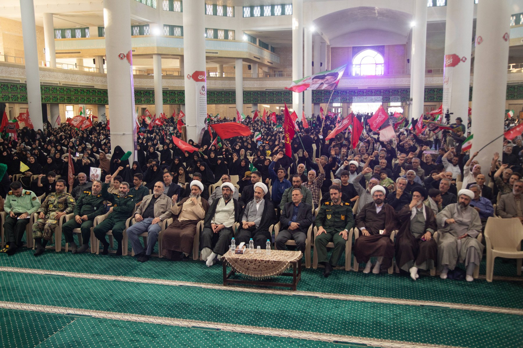 گزارش تصویری مراسم چهلم تدفین امام شهید - ۷