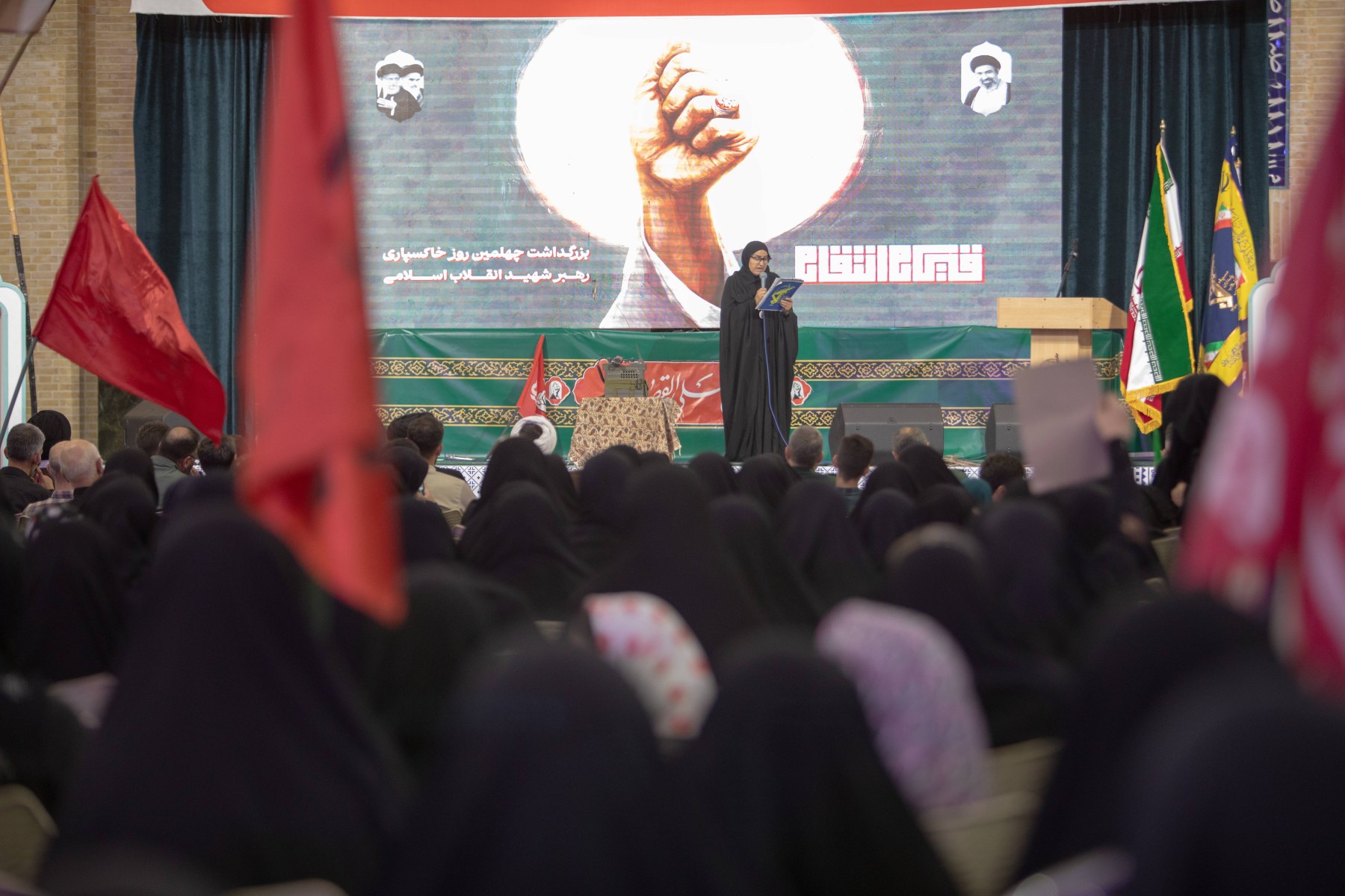 گزارش تصویری مراسم چهلم تدفین امام شهید - ۱۸