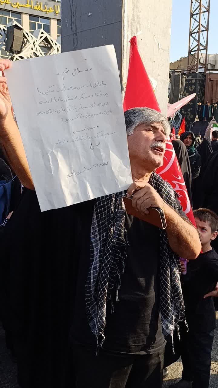 تصاویر ناب جامانده از تشییع پیکر رهبر شهیدمان و خانواده بزرگوارشان🖤 - ۷