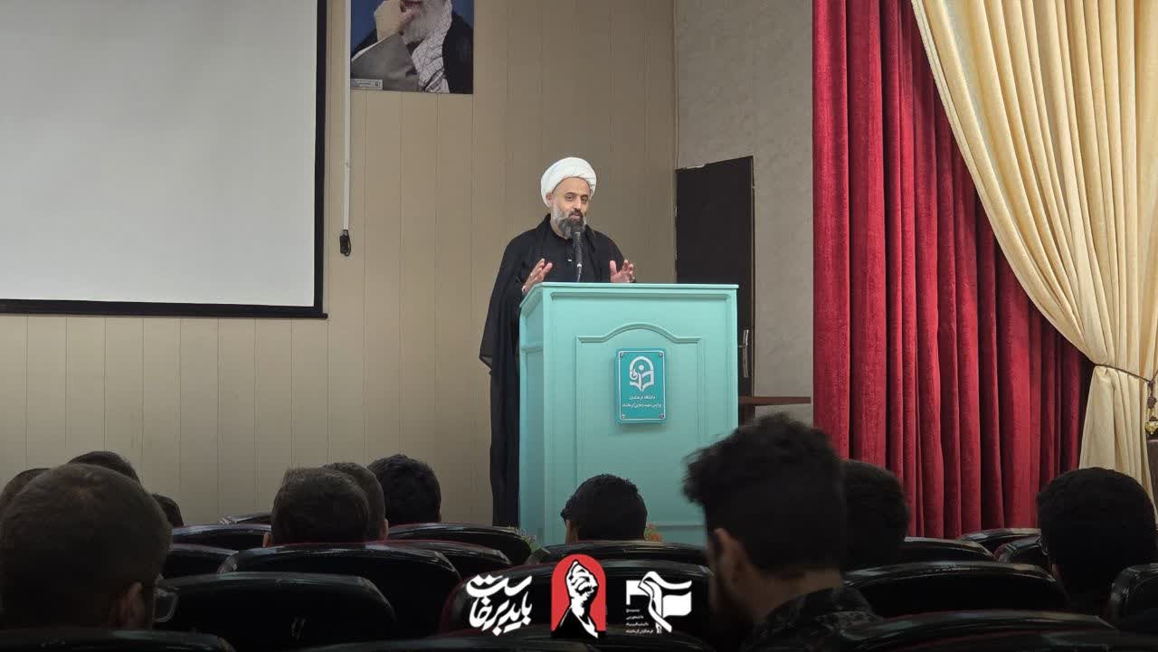 اعزام دانشجویان و اساتید به مراسم تشییع قائد شهید امت. - ۴