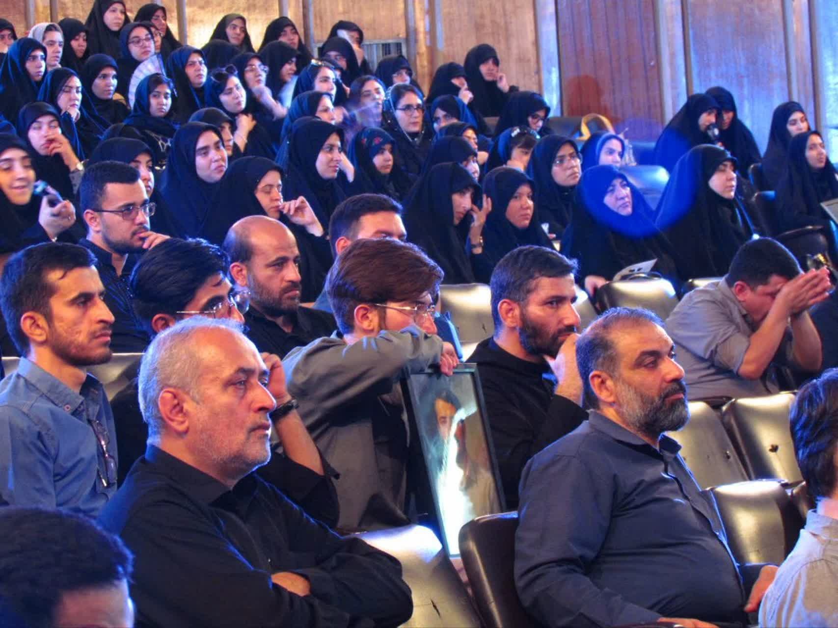 برگزاری اردوی زیارتی به شهر مقدس قم و همچنین حضور در اولین یادواره شهدای دانشجو جنگ تحمیلی ۱۲ روزه تهران 🍃 - ۱۲