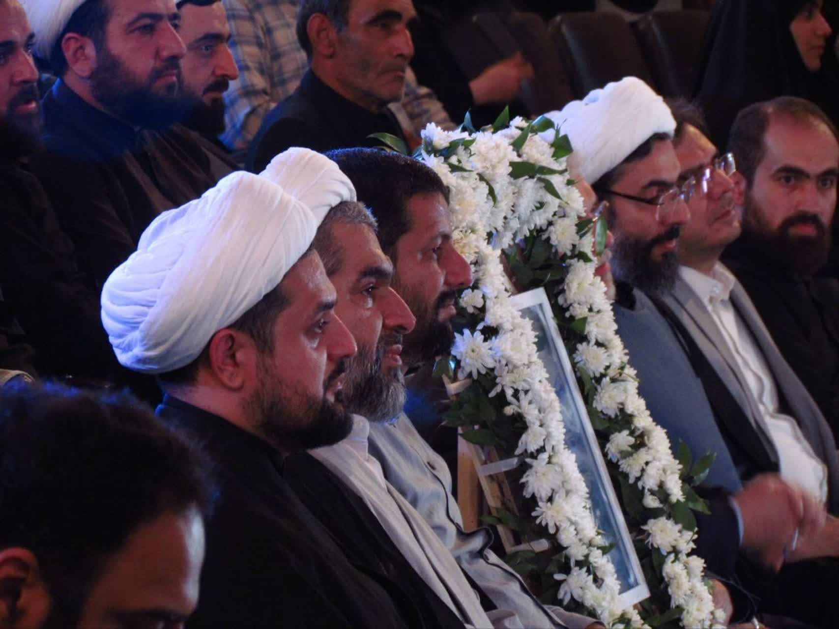 برگزاری اردوی زیارتی به شهر مقدس قم و همچنین حضور در اولین یادواره شهدای دانشجو جنگ تحمیلی ۱۲ روزه تهران 🍃 - ۹