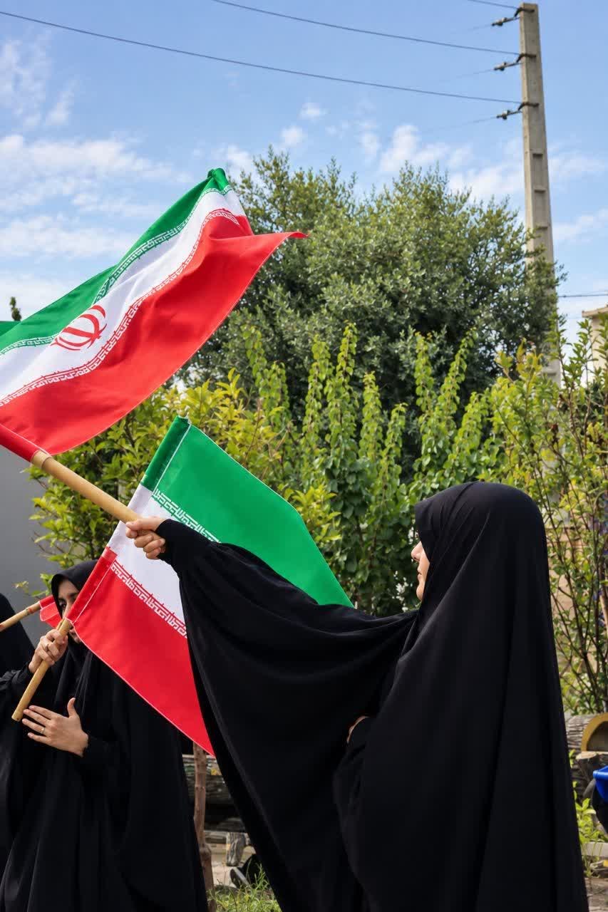 روز اول دانشگاه و علمداری ؟ - ۲