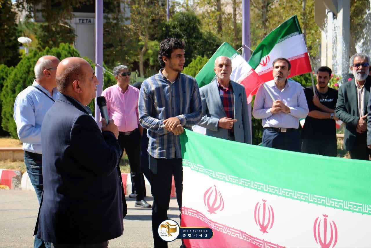 تجمع دانشگاهیان استان قزوین در میدان قلم دانشگاه آزاد اسلامی واحد قزوین - ۱۴