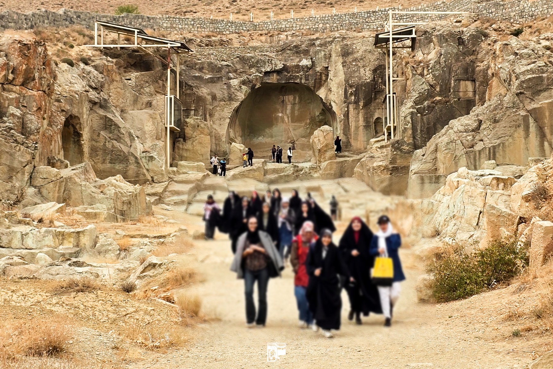 یک روز در مسیر تجربه، طبیعت و تاریخ - ۹