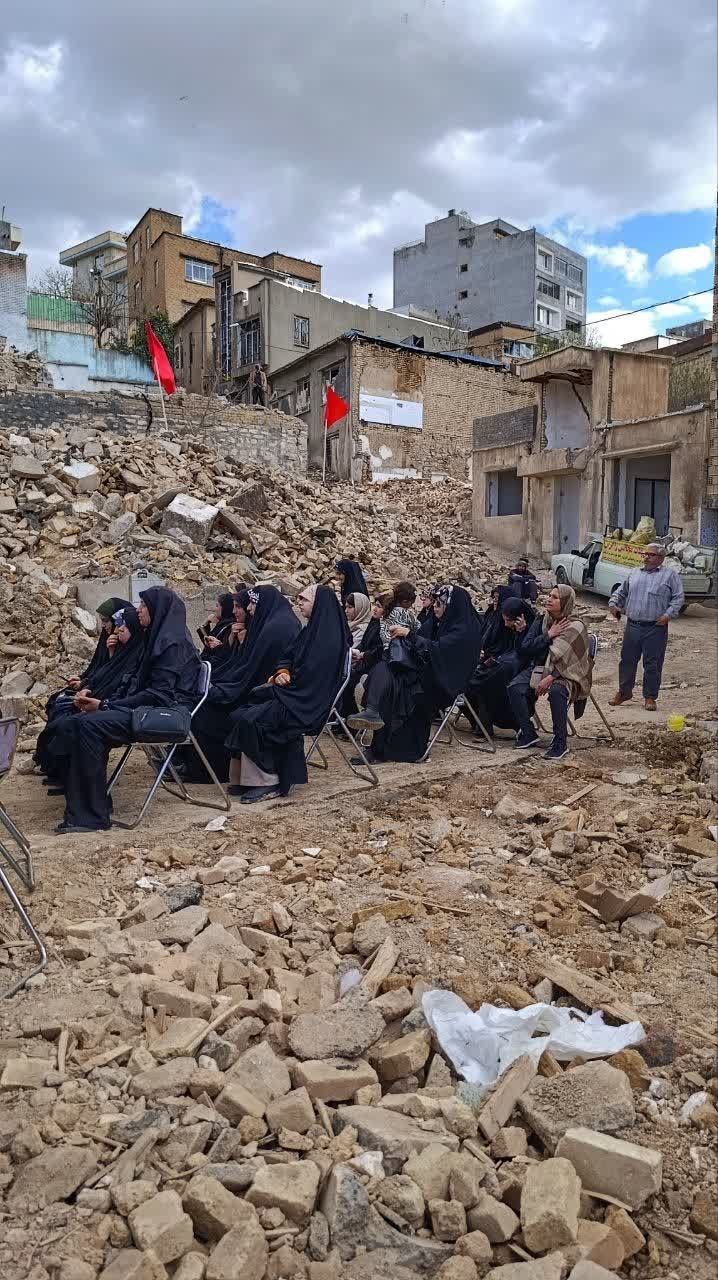 یادبود - ۶