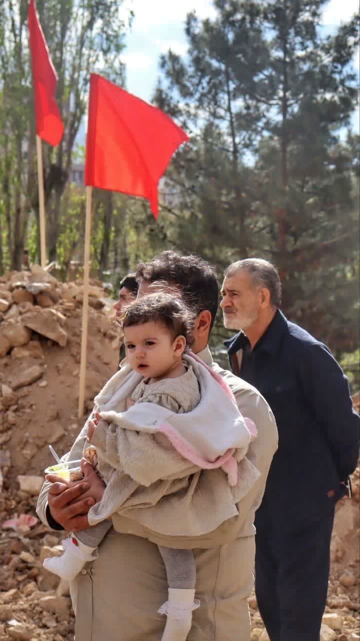 یادبود - ۳