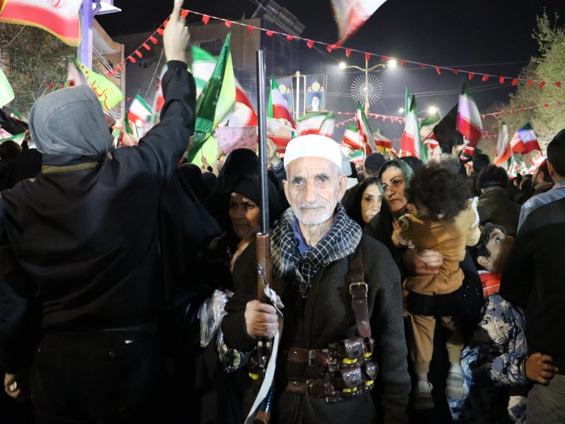 همه در میدان 👊