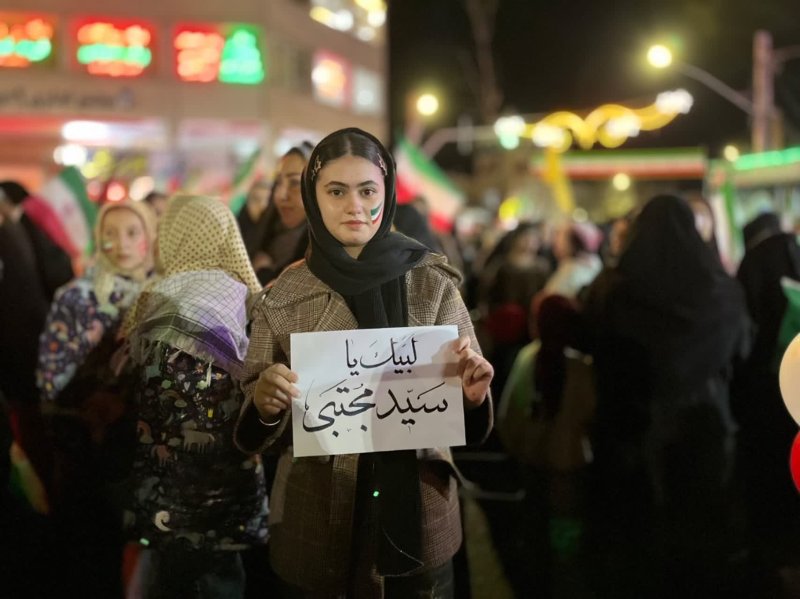 پیرو امر رهبریم