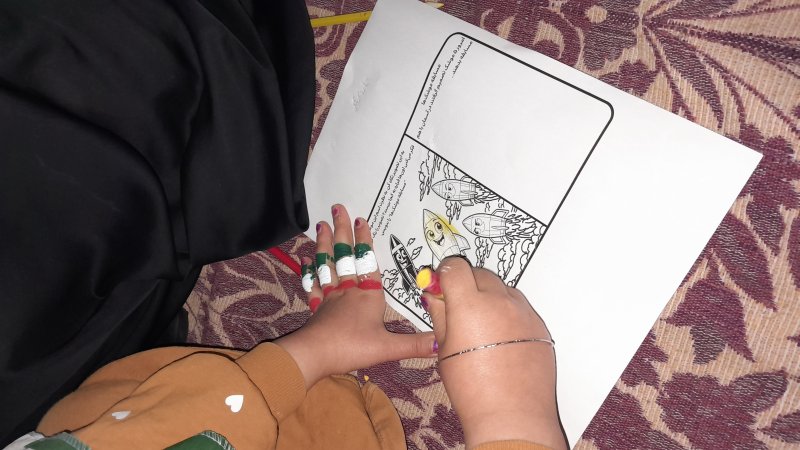 رنگ آمیزی نقاشی موشک‌ها