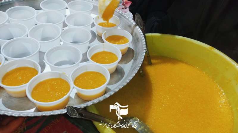 تهیه و آماده سازی حدود ۱۸۰۰ شله زرد تک نفره در ۱۰ فروردین ماه
