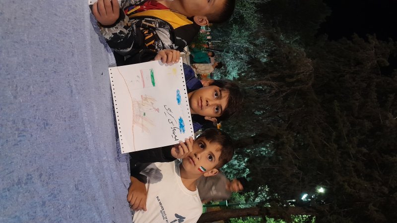 نقاشی کودکان پای کار انقلاب اسلامی