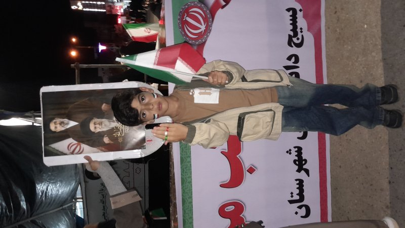 کودکان پای کار انقلاب اسلامی