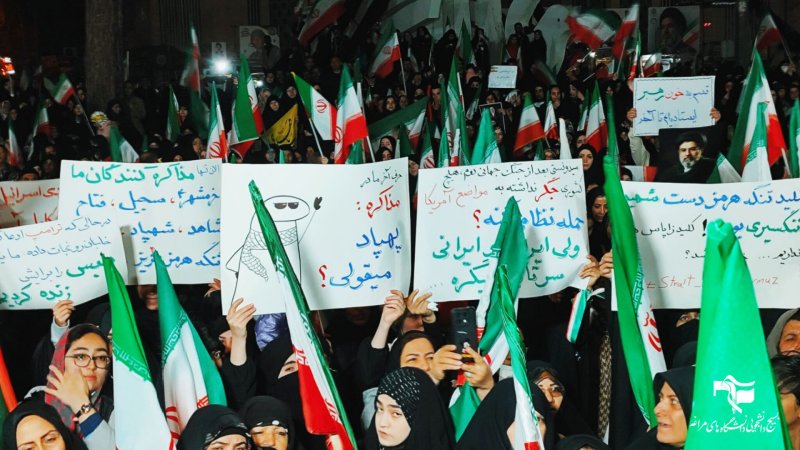 این پلاکارد ها، تنها بخش کوچکی از دریای بیکران فعالیت‌های خادمان موکب است
