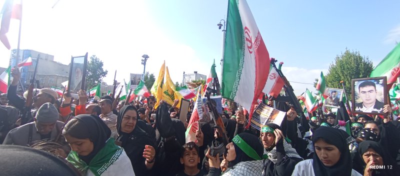 رزمایش اقتدارملی و حضور جمعیت جان فدا های امام رضا (ع) در میدان امام ره از نگاه لنز دوربین