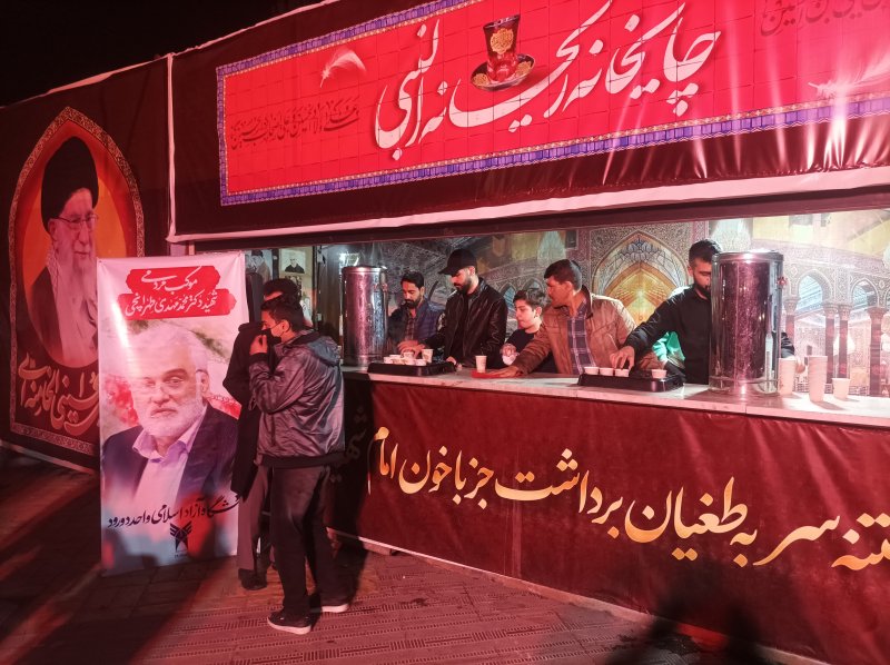 برپایی موکب دانشجویی توسط کانون ایثار و شهادت دانشگاه آزاد اسلامی واحد دورود با همکاری بسیج دانشجویی این دانشگاه