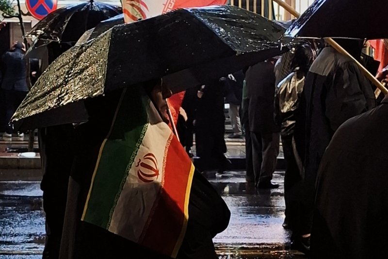 میدان با شما،خیابان با ما ..