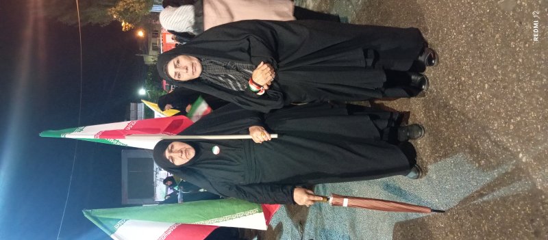 از کودک و نوجوان همه به امر رهبر در خیابان     از خیابان به میدان   ما همه سرباز و گوش به فرمان شماییم