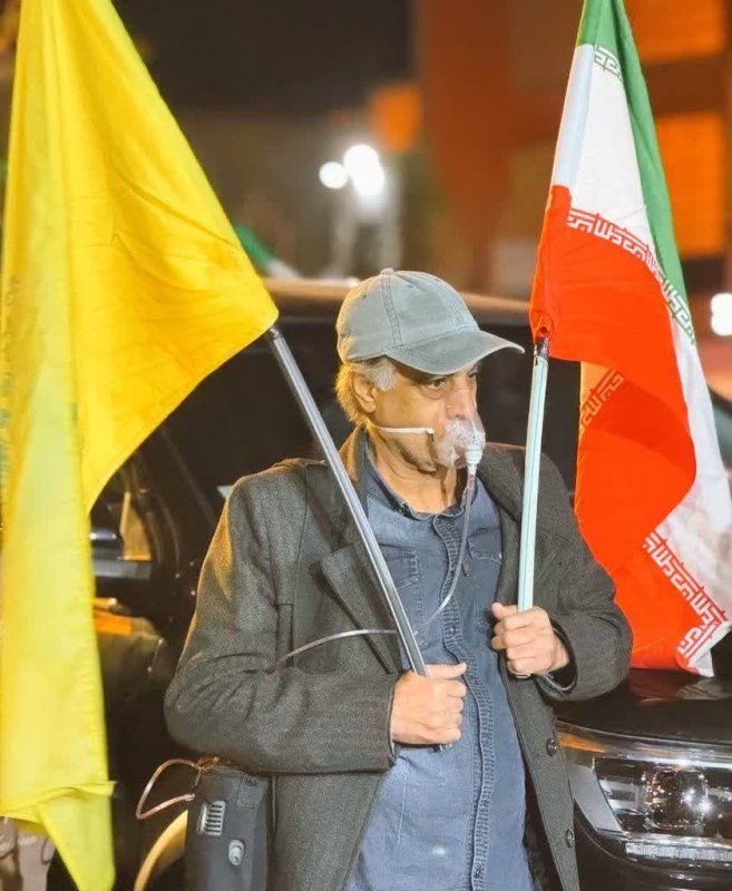‌  اگر احیانا بنا داشتید امشب به خیابان نروید این عکس را ببینید.
