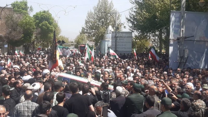 مراسم با‌شکوه تشییع شهید پاسدار حمید محمدی