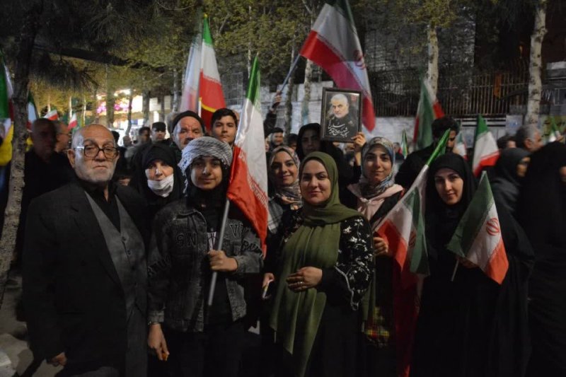 قاب هایی از تجمعات شبانه نحن منتقمون