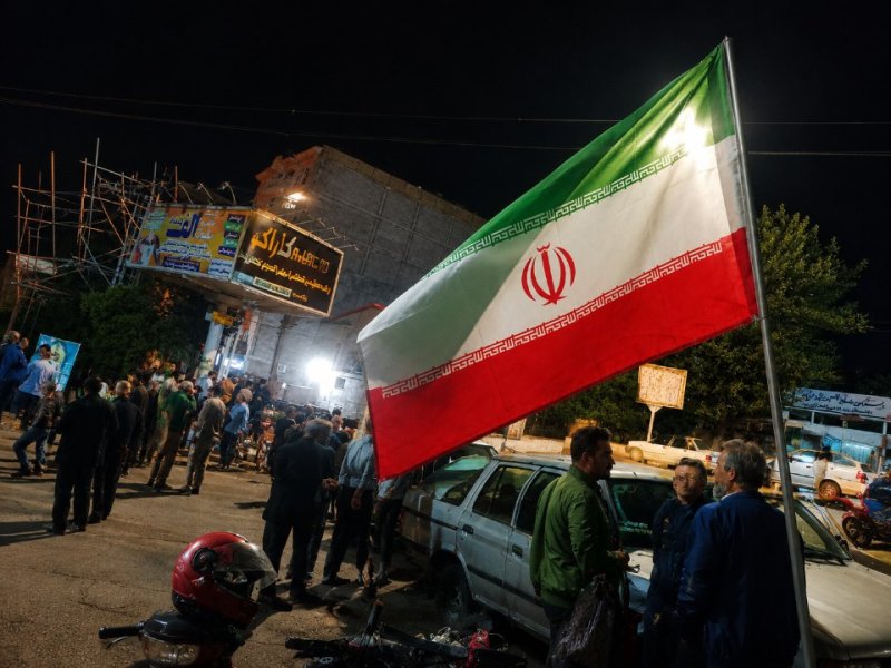 · این پرچم، این خاک، این عزت🇮🇷