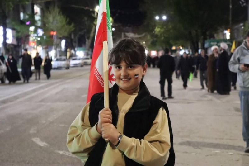قاب هایی از تجمعات شبانه نحن منتقمون🇮🇷