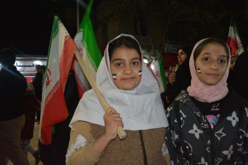 قاب هایی از تجمعات شبانه نحن منتقمون در کرمانشاه 🇮🇷