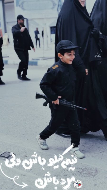 بزرگ مردانِ کوچک