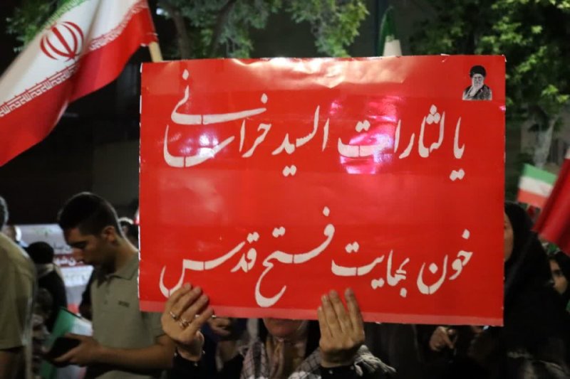 قاب هایی از مردم مبعوث شده کرمانشاه در تجمعات شبانه