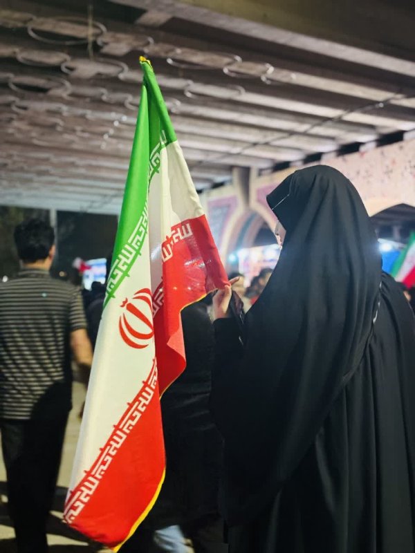 لنز خیابان