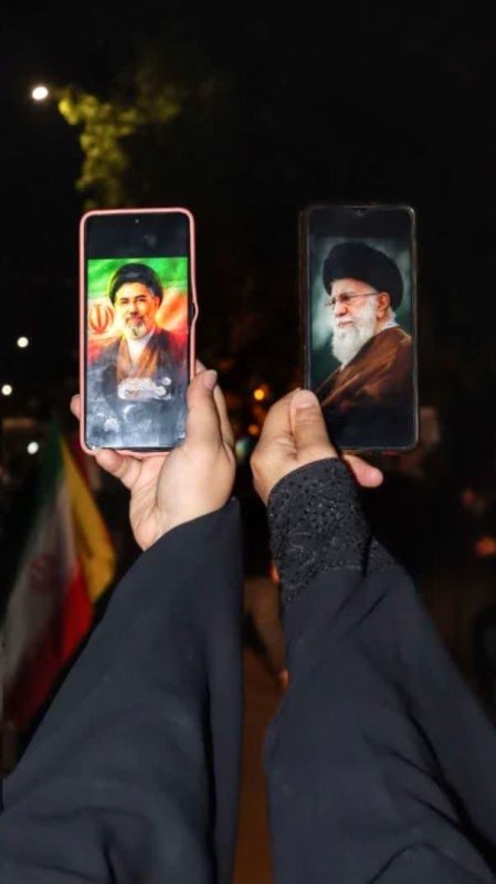 پرچم به دوش