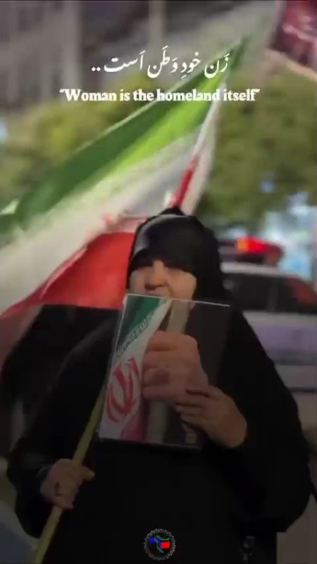 زن هویت است