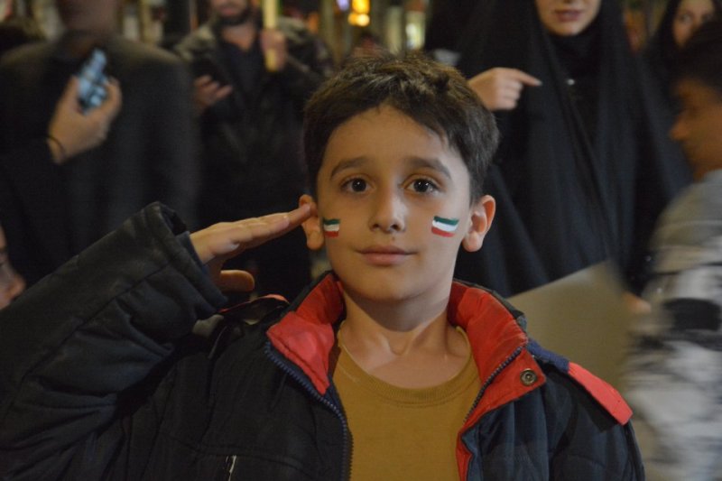 نوجوانان کرمانشاهی در تجمعات