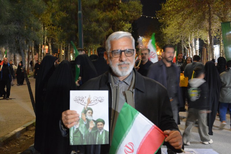قاب هایی از تجمعات شبانه کرمانشاه