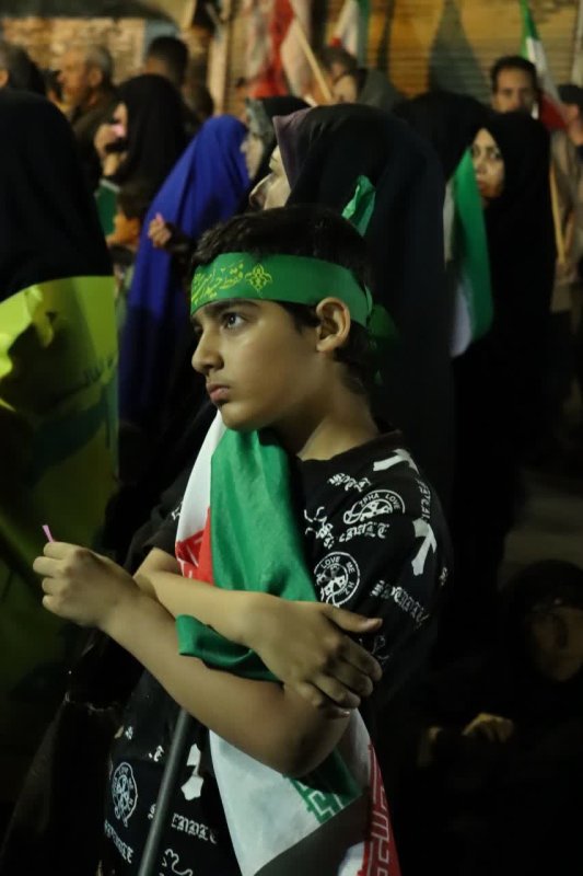لنز دانشجو