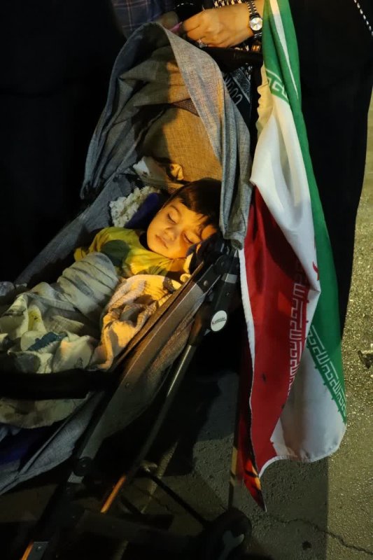 لنز دانشجو