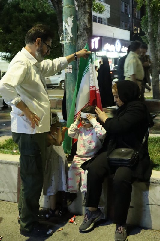 لنز دانشجو