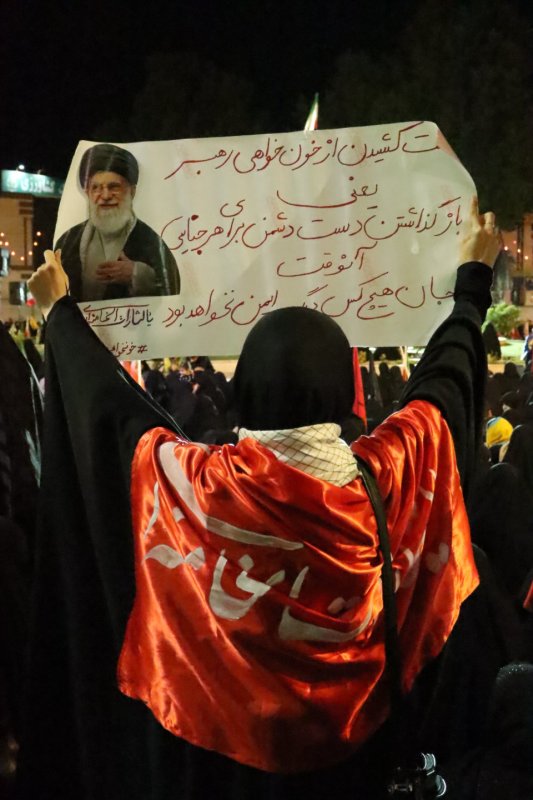 لنز دانشجو