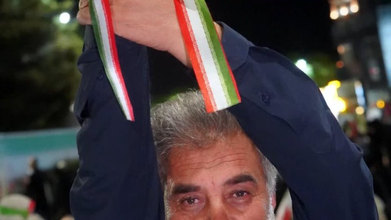 مردم پای کار ایران