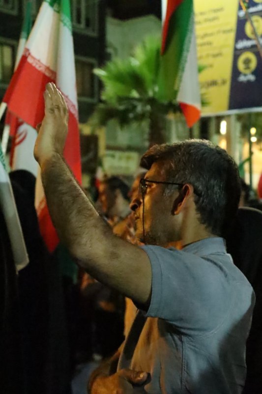 لنز دانشجو
