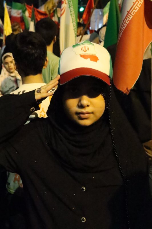لنز دانشجو