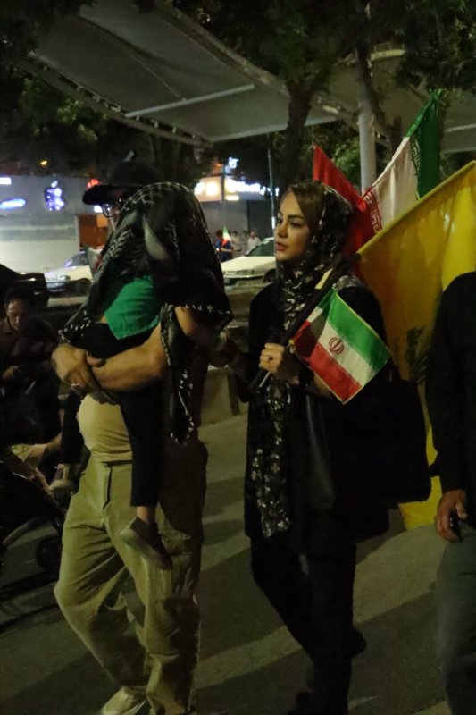لنز دانشجو